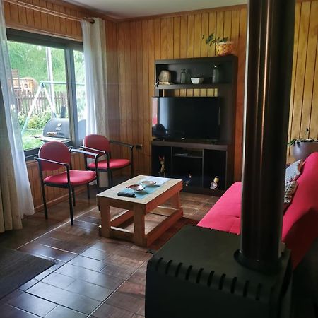 Borde Rio Coyhaique Cabana Y Tinaja ภายนอก รูปภาพ